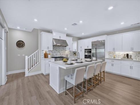 170 Chorus , Irvine, CA