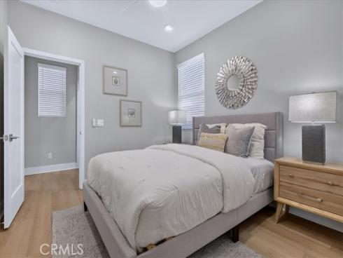 170 Chorus , Irvine, CA