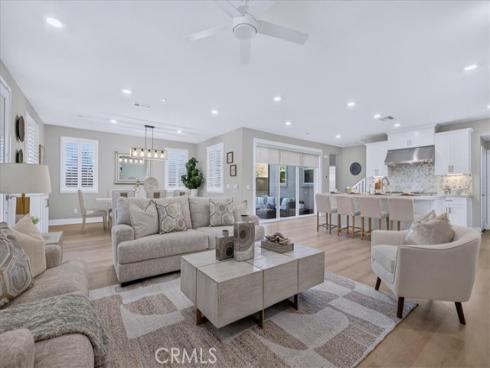 170 Chorus , Irvine, CA