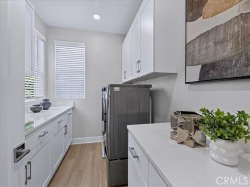 170 Chorus , Irvine, CA