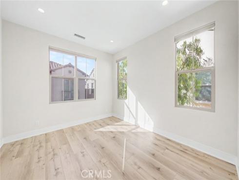 121 Trumpet Flower , Irvine, CA