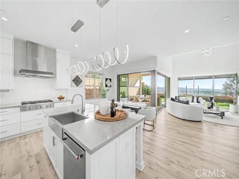 121 Trumpet Flower , Irvine, CA