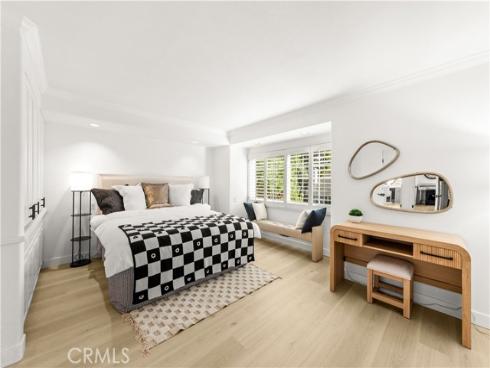 54 Willow Tree , Irvine, CA
