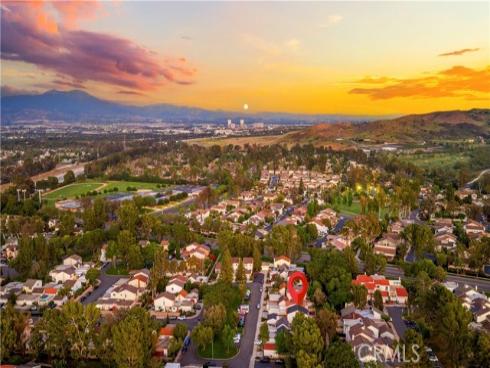 54 Willow Tree , Irvine, CA