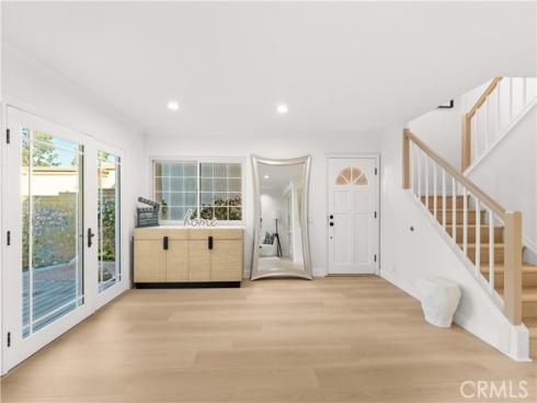 54 Willow Tree , Irvine, CA
