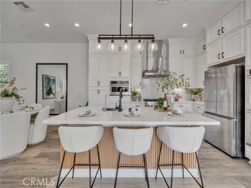 446  Chorus  , Irvine, CA