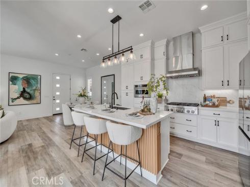 446  Chorus  , Irvine, CA