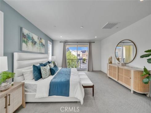446  Chorus  , Irvine, CA