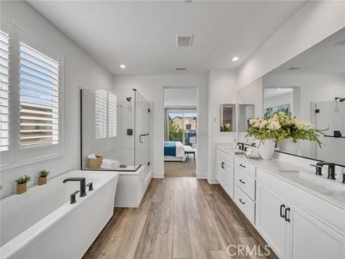 446  Chorus  , Irvine, CA