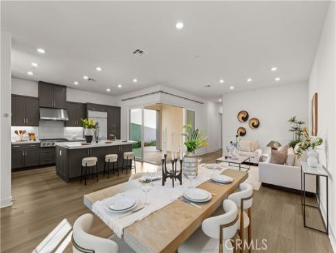 372 Baluster , Irvine, CA