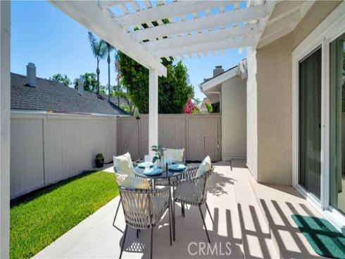26 Acorn #18 , Irvine, CA