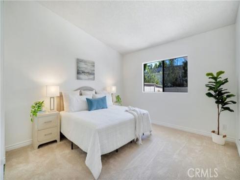 26 Acorn #18 , Irvine, CA