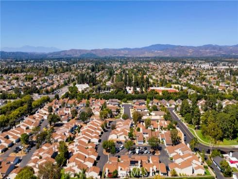26 Acorn #18 , Irvine, CA