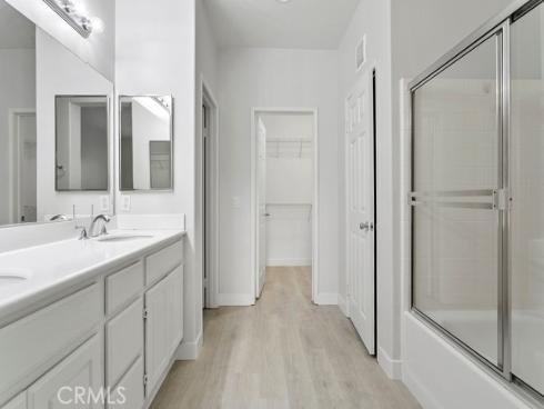 20 Leucadia , Irvine, CA