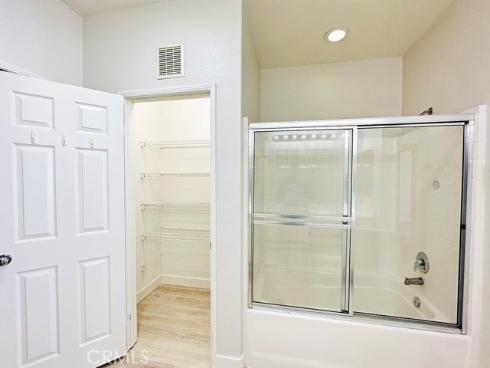 20 Leucadia , Irvine, CA