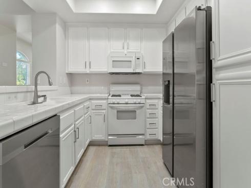 20 Leucadia , Irvine, CA
