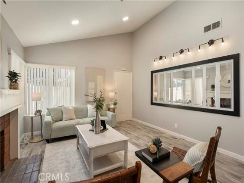 4462 Walnut , Irvine, CA