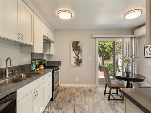 4462 Walnut , Irvine, CA
