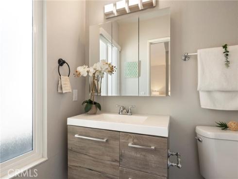 4462 Walnut , Irvine, CA