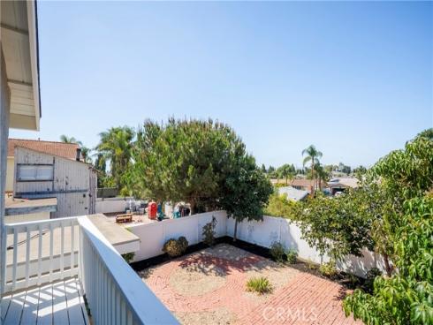 4462 Walnut , Irvine, CA