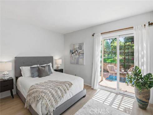 3 Willow Tree , Irvine, CA