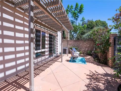 3 Willow Tree , Irvine, CA