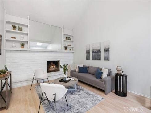3 Willow Tree , Irvine, CA