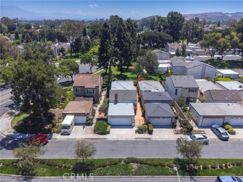 3 Willow Tree , Irvine, CA