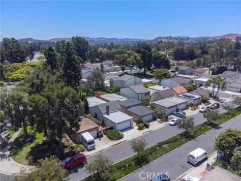 3 Willow Tree , Irvine, CA