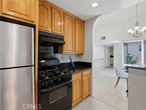 3 Willow Tree , Irvine, CA