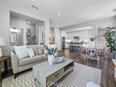 71 Emerald Clover , Irvine, CA