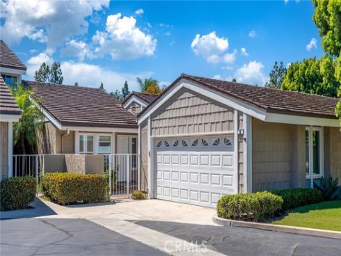 12 Primrose , Irvine, CA