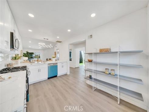 12 Primrose , Irvine, CA