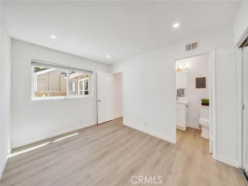 12 Primrose , Irvine, CA