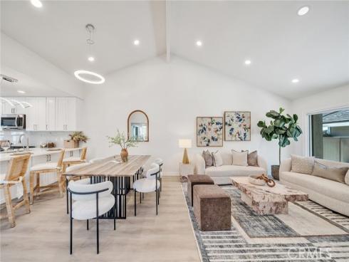 12 Primrose , Irvine, CA
