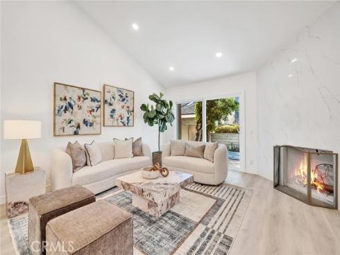 12 Primrose , Irvine, CA