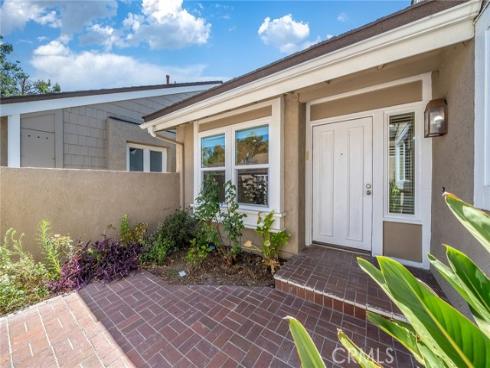 12 Primrose , Irvine, CA