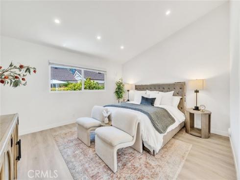 12 Primrose , Irvine, CA
