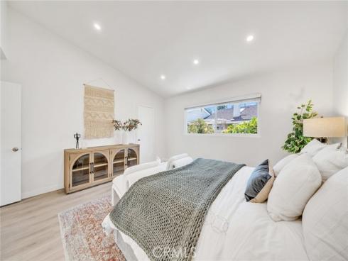 12 Primrose , Irvine, CA