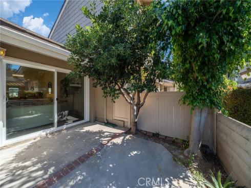 12 Primrose , Irvine, CA