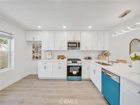 12 Primrose , Irvine, CA