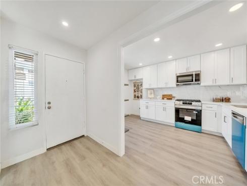 12 Primrose , Irvine, CA