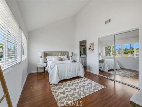 4981 Paseo Segovia , Irvine, CA
