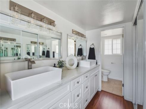 4981 Paseo Segovia , Irvine, CA