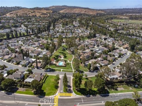 4981 Paseo Segovia , Irvine, CA