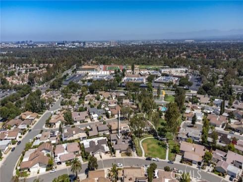 4981  Paseo Segovia  , Irvine, CA