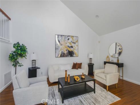 4981 Paseo Segovia , Irvine, CA