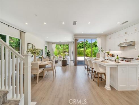152 Statura , Irvine, CA