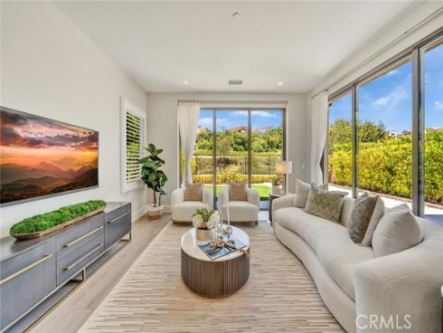 152 Statura , Irvine, CA