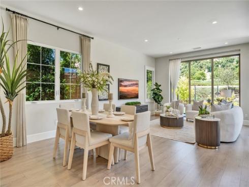 152 Statura , Irvine, CA